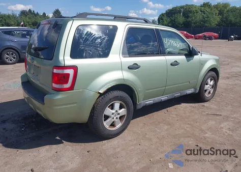 2008 Ford Escape Xlt z USA, uszkodzony, nr VIN 1FMCU03178KA76252